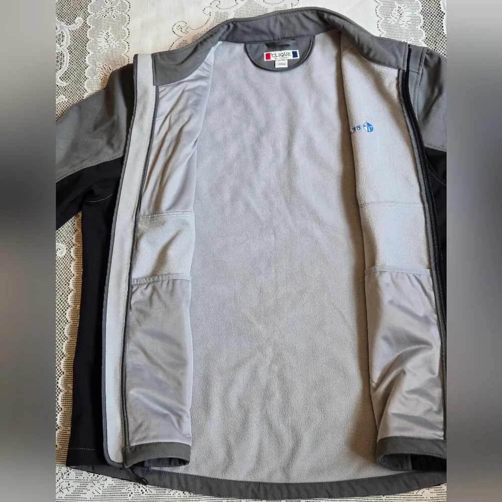 Clique Men's Gray and Black Performance Jacket Size XL